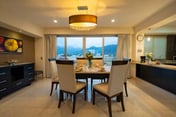 Mountain view Penthouse: Pool, Private balcony