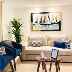 Tropical Oasis Pools, Gardens and Beach Nearby