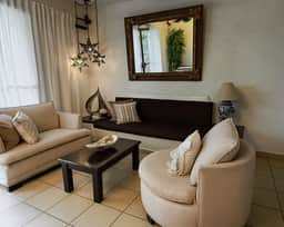 Tropical Vibe & Pools, Great Location Near Beach - Image 2