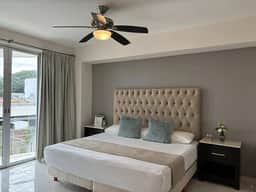 Newly Remodeled, Private Balconies, Pool and BBQ - Image 2