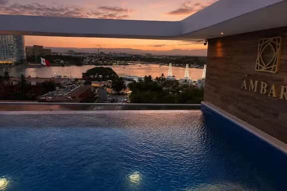 Ocean View 2BD & Pool, Great Location - Image 1