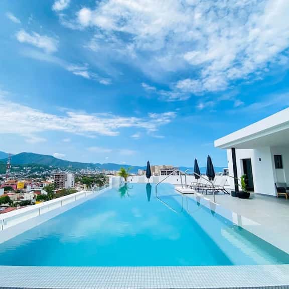 Versalles Condo, Mountain View and Roof Pool - Image 1