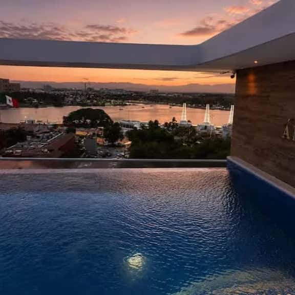 Ocean View 2BD & Pool, Great Location - Image 1